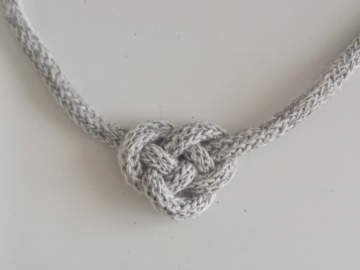 Intrecci di lettura: Coltivare creatività attraverso i libri